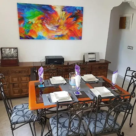 Denia, 4 Dormitorios, 8 Personas - Es-262-36 Villa